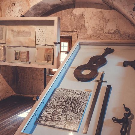 Wohnen Auf Der Ritterburg Villa Haßmersheim Dış mekan fotoğraf